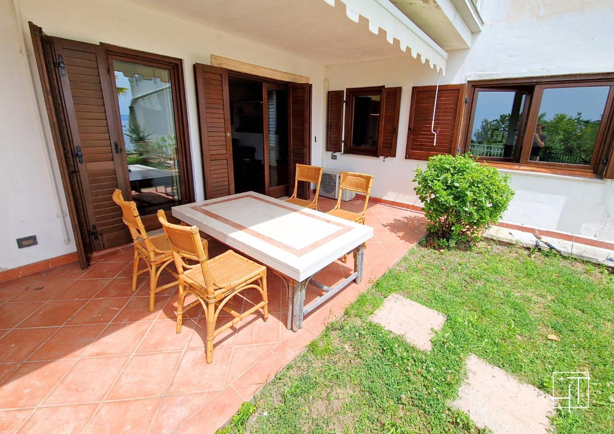 Ht - Loft Al Castello Di Miramare Con Vista Apartment Grignano  Ngoại thất bức ảnh